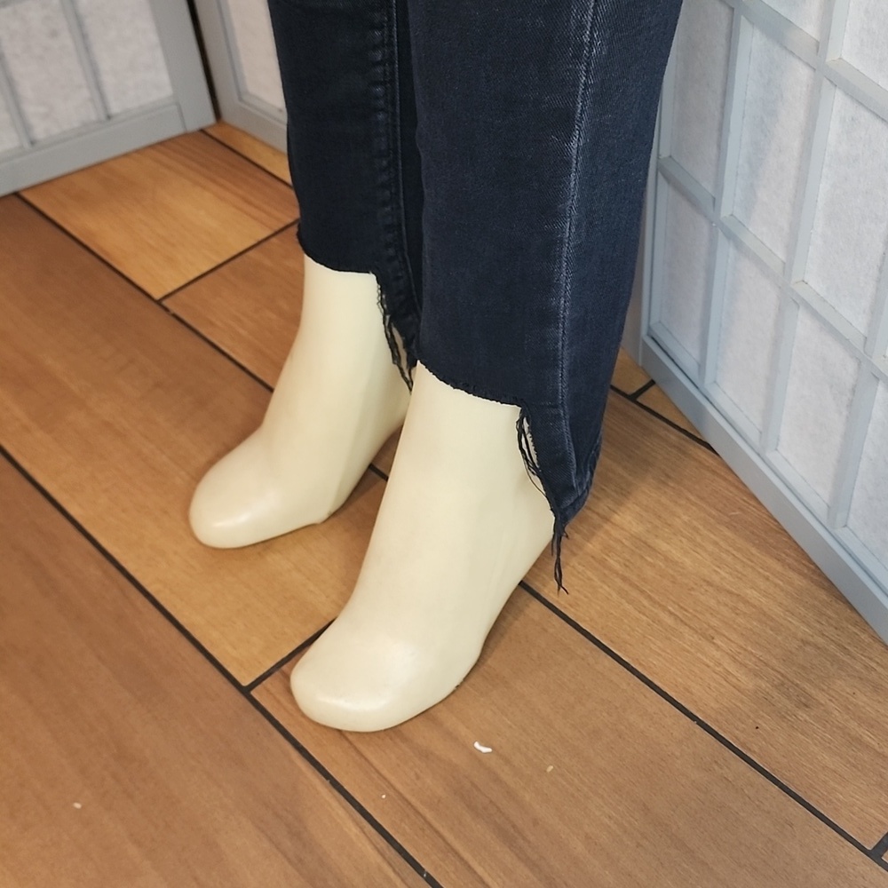 **Custom Lucky jeans** - Picture 3 of 11